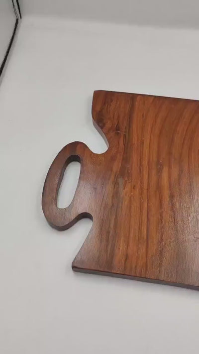 Hand-Crafted Wooden Cutting Board – Premium Artisan Finish